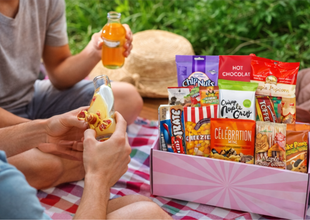 Canadian Snack Box | Authentic Canadian Candy & Treats - 15 items